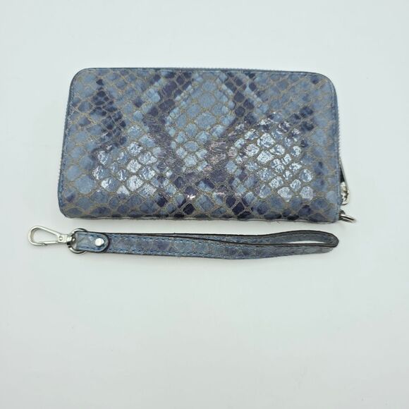 Michael Kors Bedford Blue Python Wallet - Picture 2 of 16